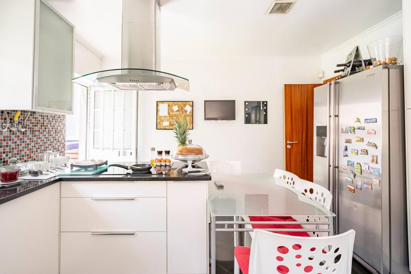 Jose & Ester House Алмада Екстериор снимка